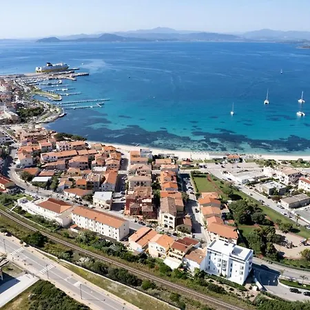 La Casa Di Gianluca Гольфо-Аранчи